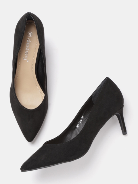 

DressBerry Women Black Solid Pumps