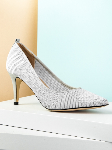 

DressBerry Women Grey Woven Design Pumps