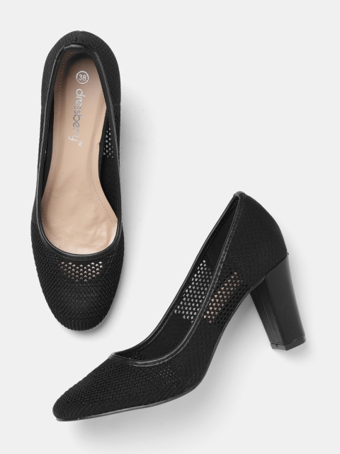 

DressBerry Women Black Woven Design Pumps