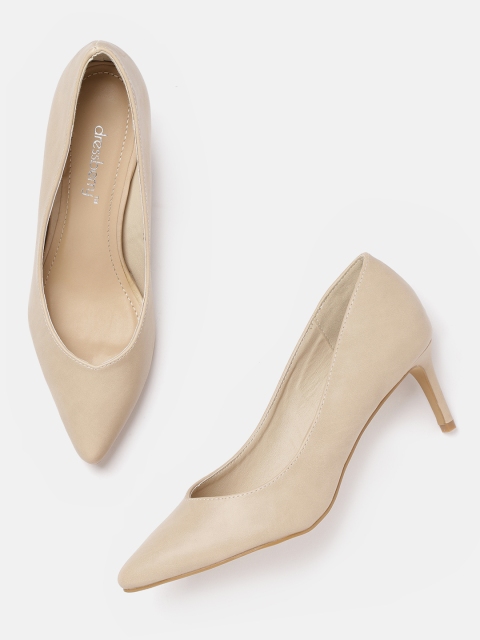 

DressBerry Women Beige Solid Pumps