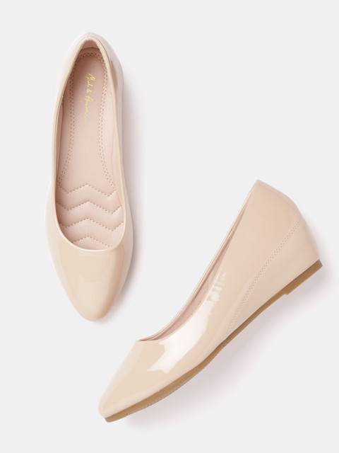 

Mast & Harbour Women Beige Solid Pumps