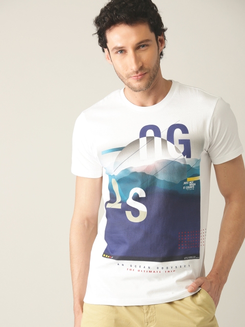 

United Colors of Benetton Men White & Navy Printed Round Neck T-shirt