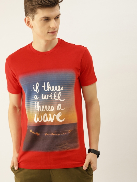 

United Colors of Benetton Men Red Printed Round Neck T-shirt
