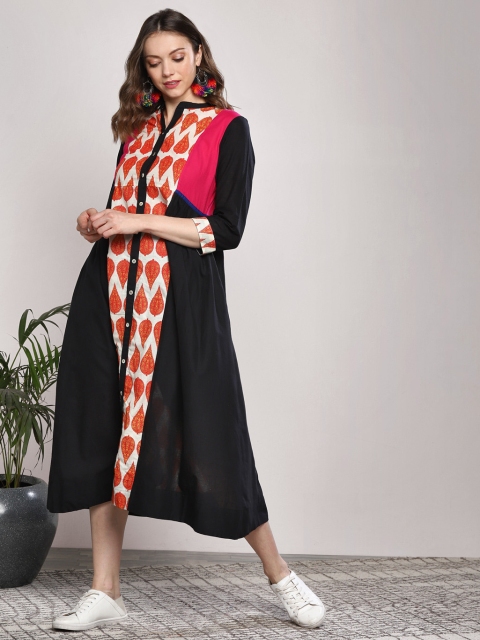 

Sangria Women Black & Red Printed A-Line Dress