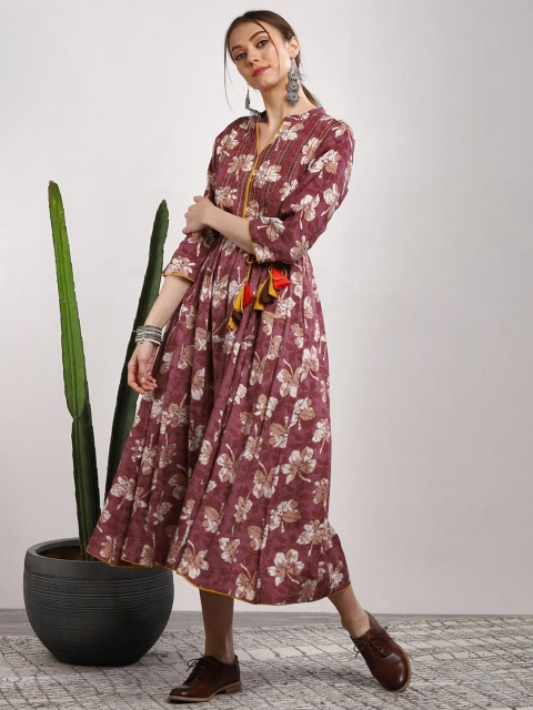 

Sangria Women Burgundy Printed A-Line Dress