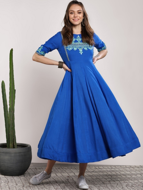 

Sangria Women Blue Solid Fit and Flare Dress