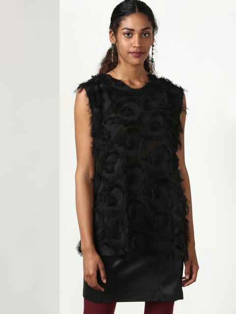 

Miss Bennett Women Black Solid Sheath Dress