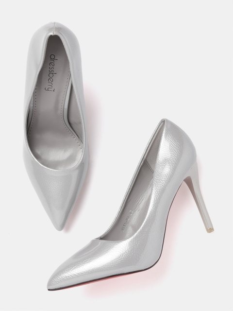 

DressBerry Women Silver-Toned Textured Pumps