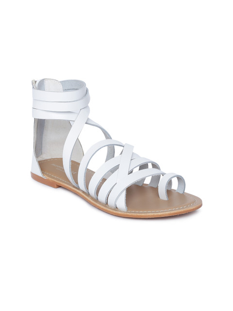 

Steve Madden Women White Solid Leather Mid-Top One Toe Flats
