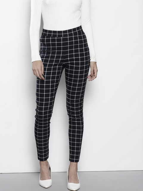 

DOROTHY PERKINS Women Navy Blue & White Skinny Fit Checked Cigarette Trousers