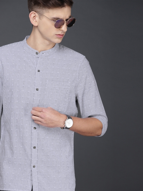 

WROGN Men Blue & White Slim Fit Striped Casual Shirt