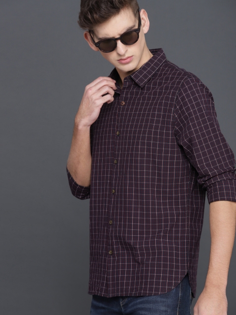 

WROGN Men Maroon & Navy Slim Fit Checked Casual Shirt