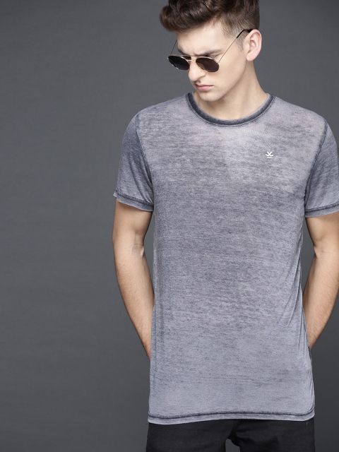 

WROGN Men Navy Blue Solid T-shirt