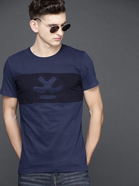 

WROGN Men Blue Self-Design T-shirt