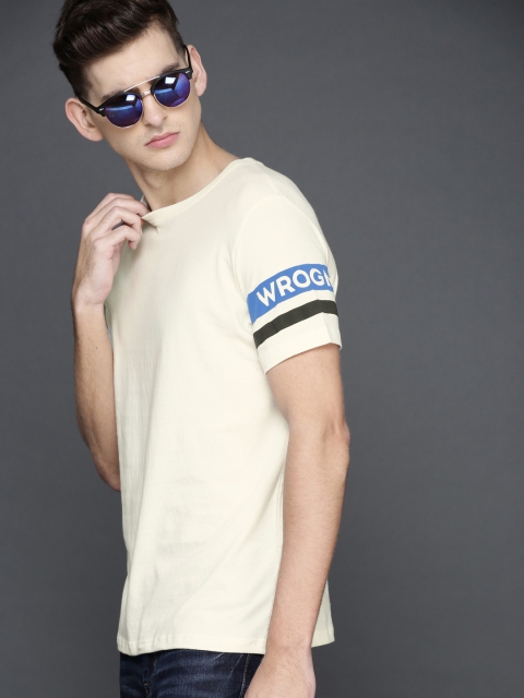 

WROGN Men Cream-Coloured Solid Slim Fit Round Neck T-shirt
