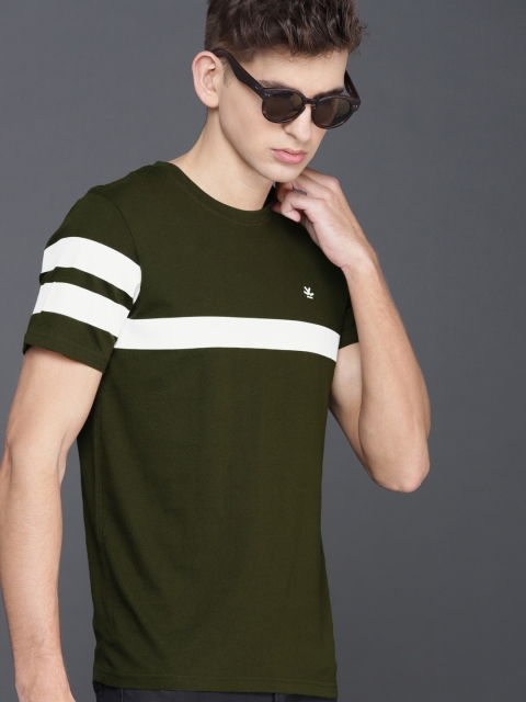 

WROGN Men Olive Green Striped Slim Fit Round Neck T-shirt