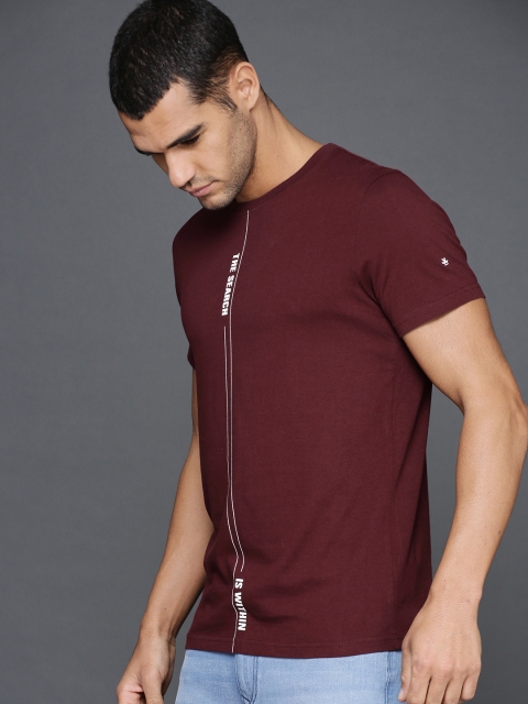 

WROGN Men Maroon Printed Slim Fit Round Neck T-shirt