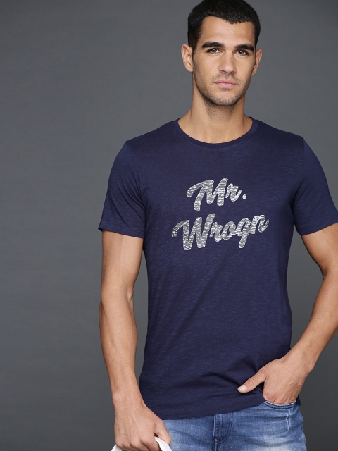 

WROGN Men Navy Blue Printed Slim Fit Round Neck T-shirt