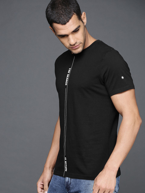 

WROGN Men Black Printed Round Neck T-shirt
