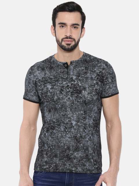 

Killer Men Black Printed Slim Fit Henley Neck T-shirt