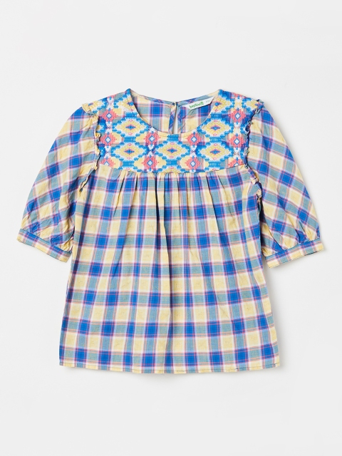 

Bossini Girls Blue & Beige Checked Regular Top