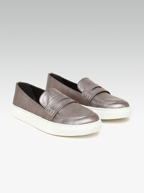 

Carlton London Women Silver-Toned Slip-On Sneakers