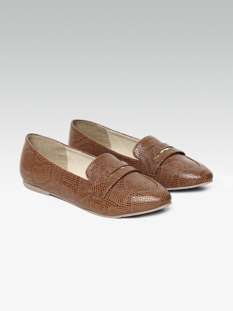 

Carlton London Women Tan Brown Textured Ballerinas