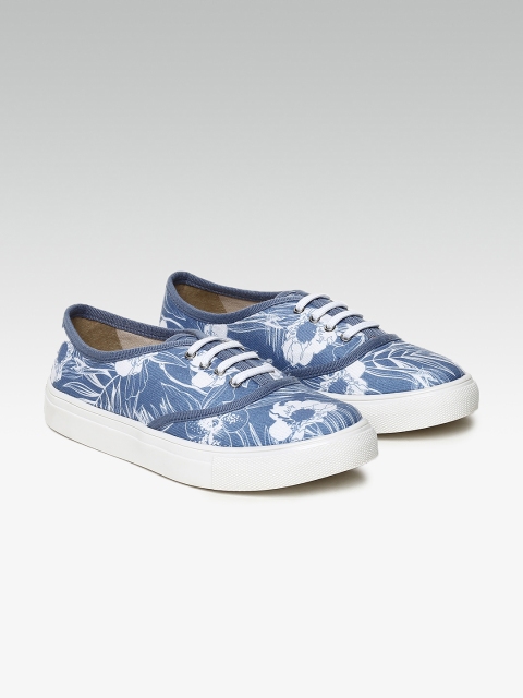 

Carlton London Women Blue & White Printed Sneakers