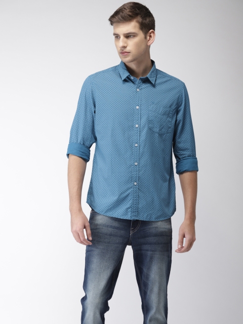 

Flying Machine Men Blue Regular Fit Checked Casual Shirt