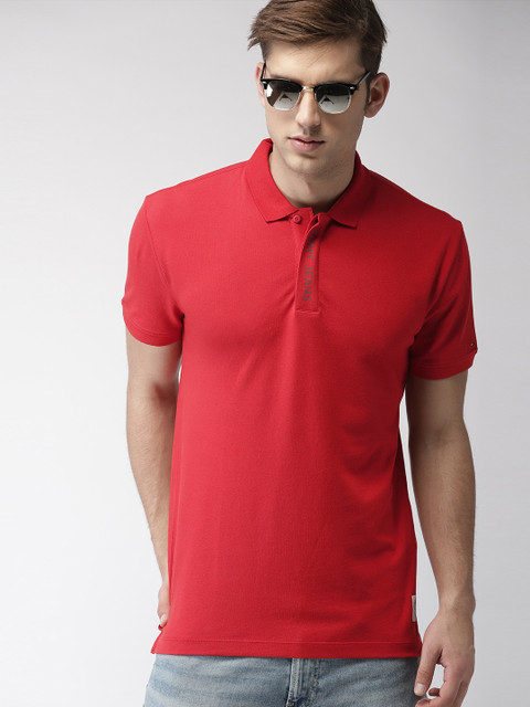 

Tommy Hilfiger Men Red Solid Polo Collar T-shirt