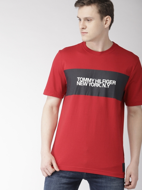 

Tommy Hilfiger Men Red Printed Round Neck T-shirt