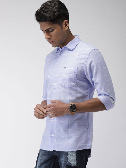 

Tommy Hilfiger Men Blue & White Checked Casual Shirt