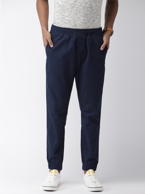 

Tommy Hilfiger Men Navy Blue Slim Fit Solid Chinos