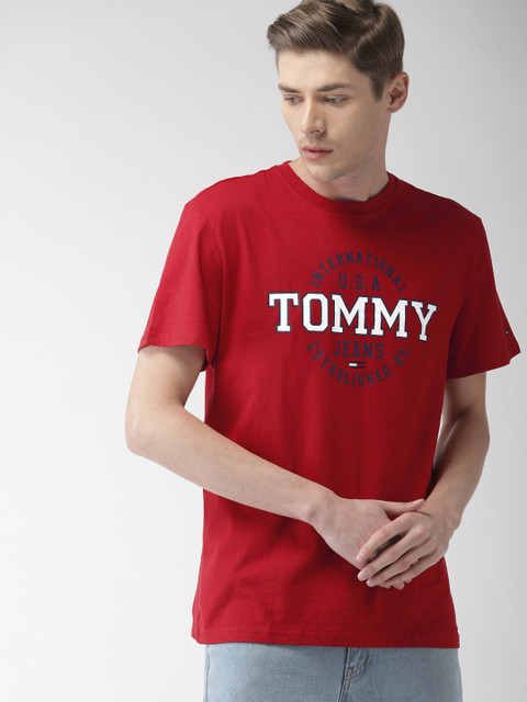 

Tommy Hilfiger Men Red Printed Round Neck T-shirt