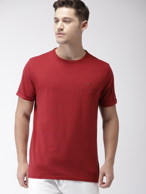 

Tommy Hilfiger Men Red Solid Round Neck T-shirt