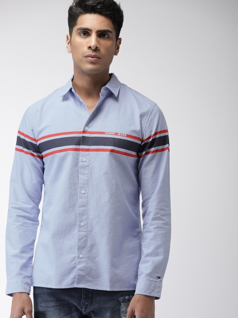 

Tommy Hilfiger Men Blue Regular Fit Striped Casual Shirt