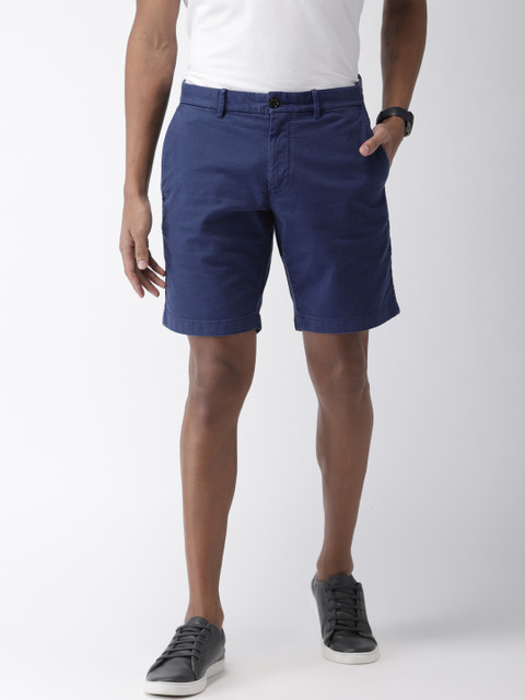 

Tommy Hilfiger Men Blue Solid Regular Fit Chino Shorts