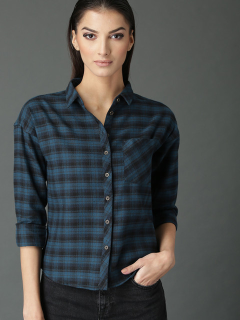 

Roadster Women Blue & Black Boxy Fit Checked Casual Shirt