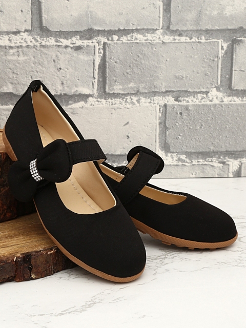 

DChica Girls Black Solid Synthetic Ballerinas
