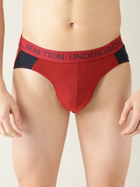 

Undercolors of Benetton Men Maroon Solid Briefs 205DI_306