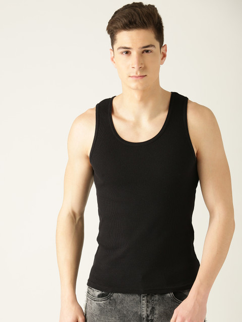 

Undercolors of Benetton Men Black Solid Innerwear Vest 006DI_100