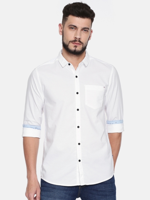 

Wrangler Men White Slim Fit Solid Casual Shirt