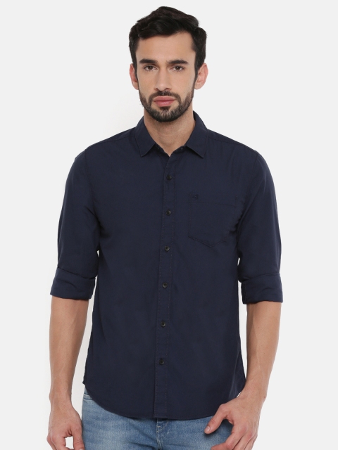 

Wrangler Men Navy Blue Slim Fit Solid Casual Shirt