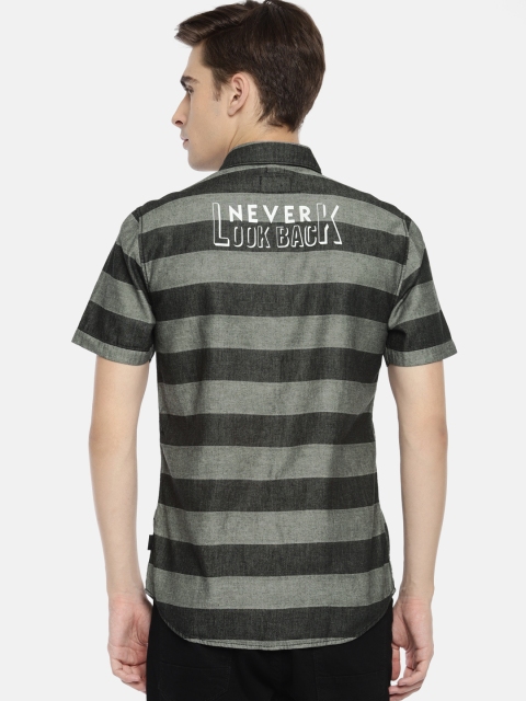 

Wrangler Men Black & Grey Slim Fit Striped Casual Shirt
