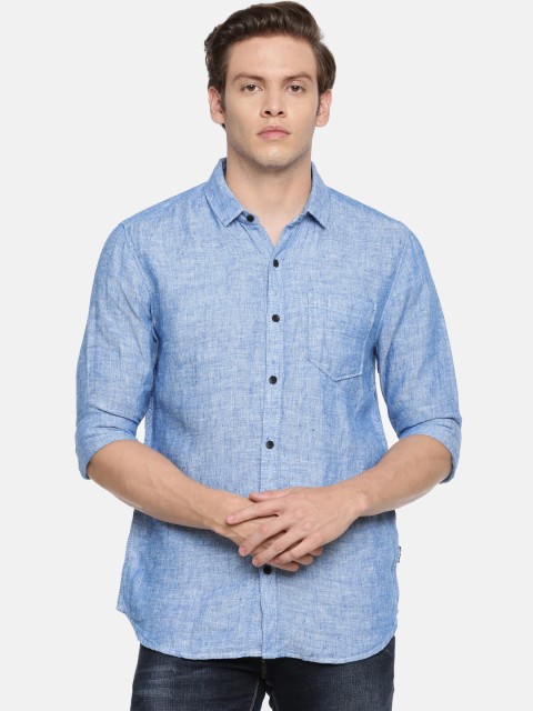 

Wrangler Men Blue Regular Fit Solid Casual Shirt