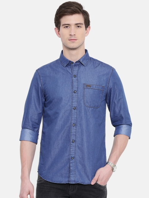 

Wrangler Men Blue Slim Fit Solid Casual Shirt
