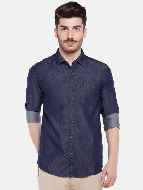 

Wrangler Men Navy Blue Slim Fit Solid Chambray Casual Shirt
