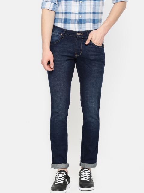 

Wrangler Men Blue Rockville Regular Fit Low-Rise Clean Look Stretchable Jeans