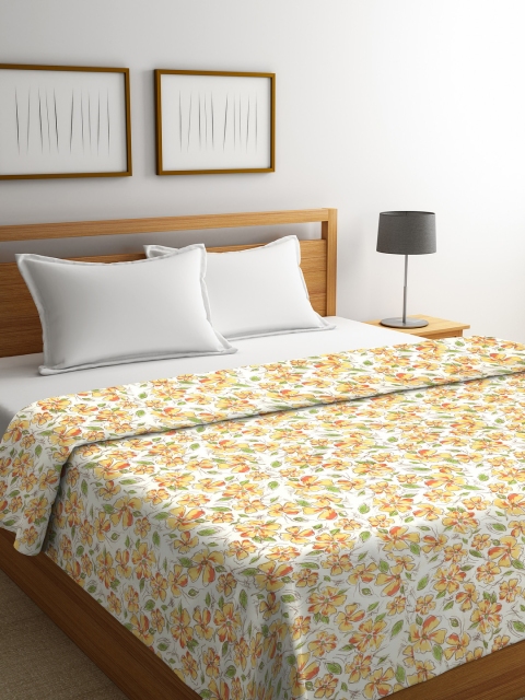 

CORE Designed by SPACES Yellow & Off-White Floral AC Room 150 GSM Double Bed Comforter
