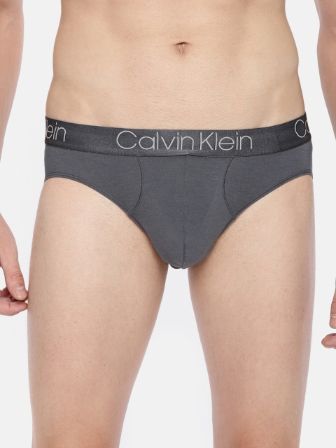 

Calvin Klein Underwear Men Grey Solid Briefs NB15552ZR